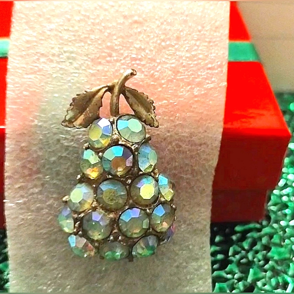 ...And A Partridge In A Pear Tree... Vintage Pear… - image 7